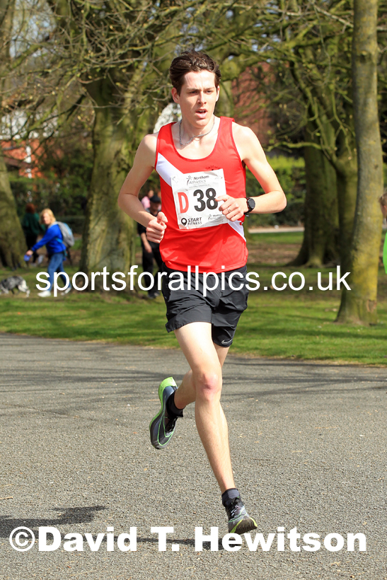 Senior Mens Northern 12 Stage Road Relay, 2022 Northern 12 and 6 Stage Road Relays,  Birkenhead Park, Birkenhead, Wirral.  Photo: David T. Hewitson/Sports for All Pics